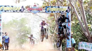 Ratusan Crosser ikuti Open Grasstrack Sukabumi Ngabumi