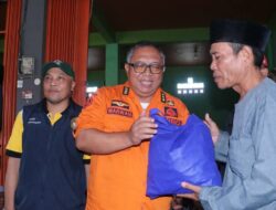 H.Marwan Hamami Tinjau Lokasi Pergeseran Tanah Di Kampung Gempol Desa Cikadu