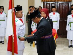 Kuhkukan Anggota Paskibraka, Bupati” Tugas ini Adalah Tanggung Jawab Sekaligus Kehormatan” 