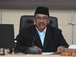 Bupati Asjap Dalam Rapat Dinas Menyampaikan Pentingnya Kesigapan Pemda Dalam Menghadapin Persoalan