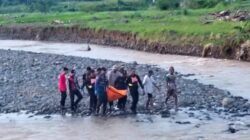 Operasi Non Kebakaran, Damkar Sukabumi Evakuasi Mayat Di Simpenan