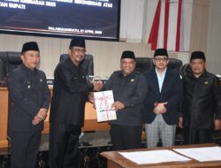 Terima Rekomendasi LKPJ 2025, Bupati Sukabumi Siap Tingkatkan Pelayanan Publik